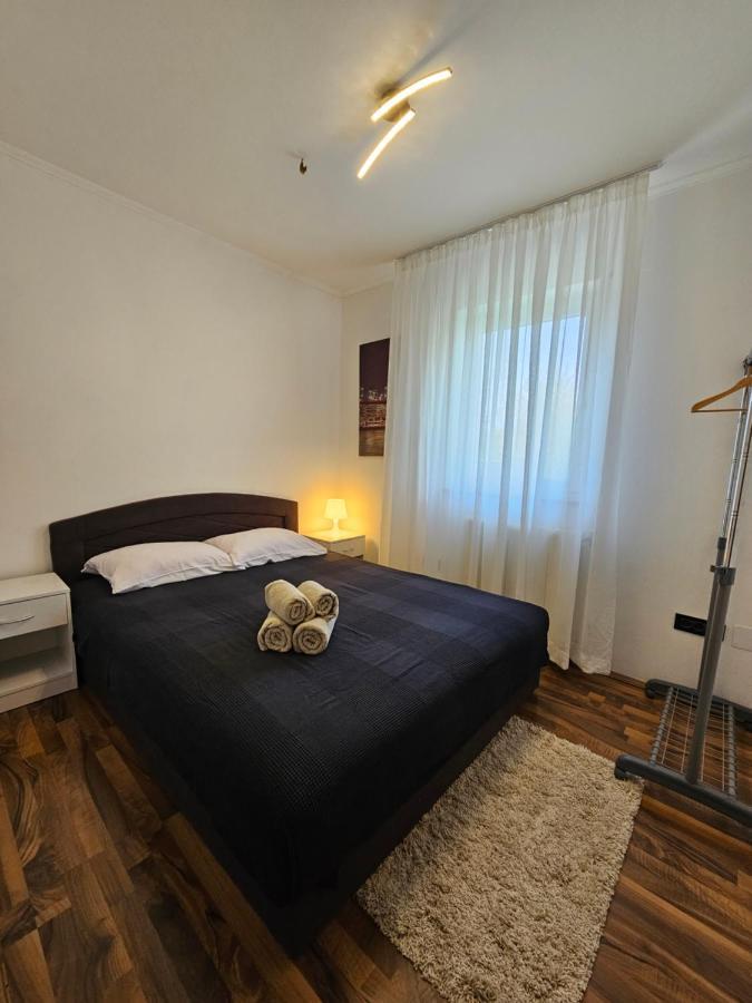 Vila Kristina Villa Nedescina Luaran gambar